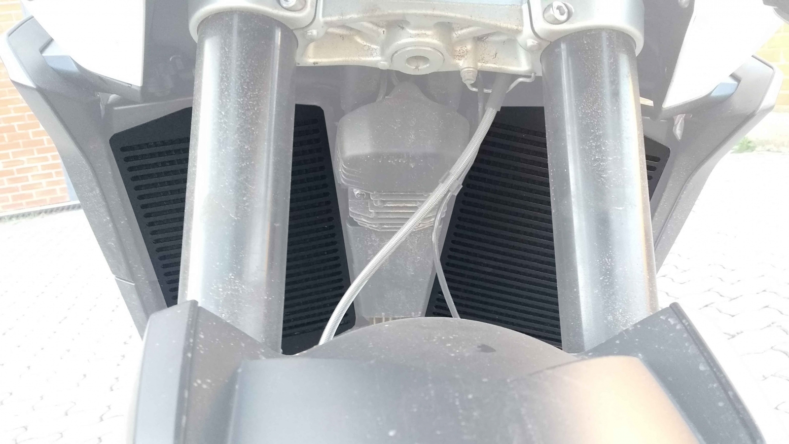 GRADE FRONTAL RADIADOR – TRIUMPH2